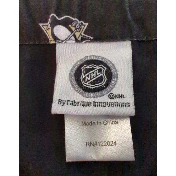 Pittsburgh Penguins Embroidered Cotton Blend Scubs Pants NHL Black & Gold Size M - Picture 4 of 6